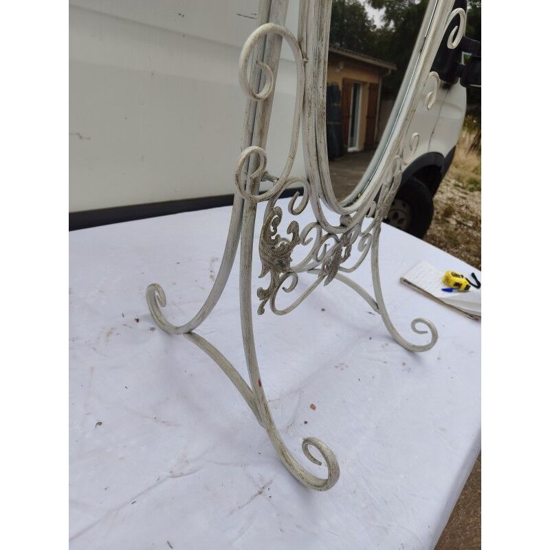 Full-length mirror in metal