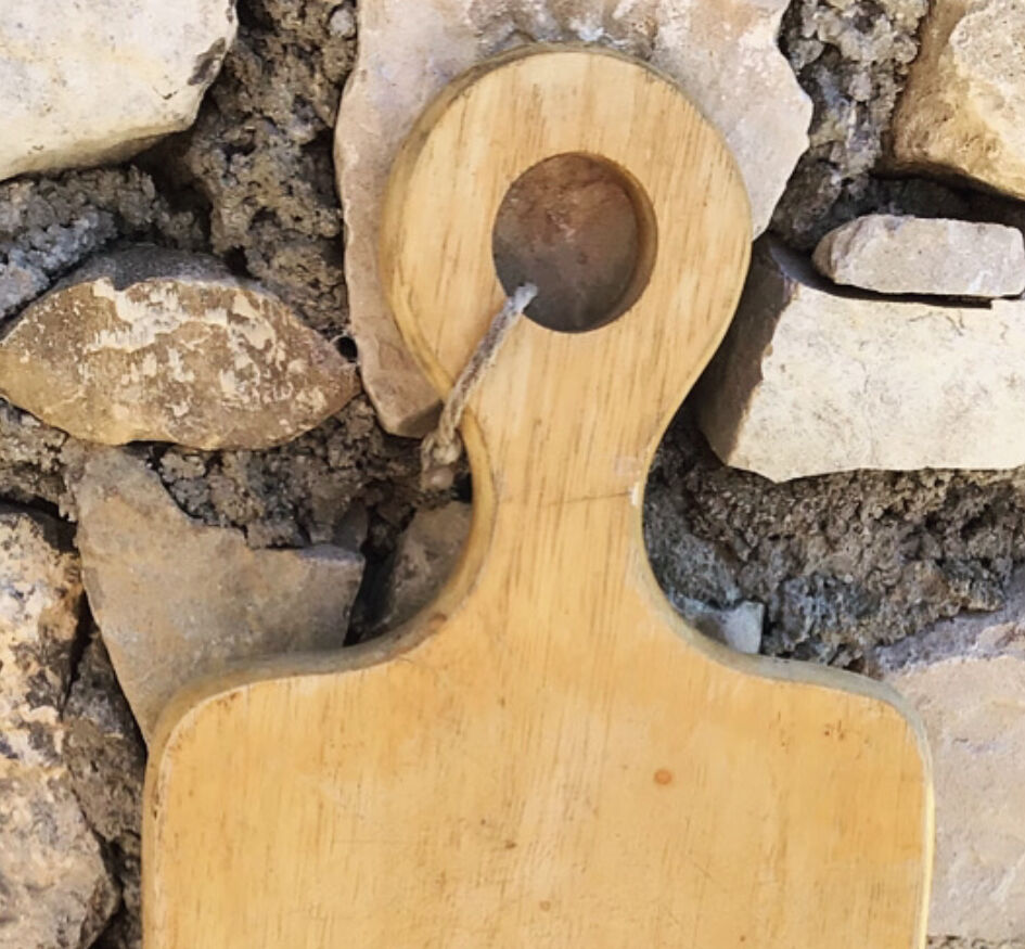 Wooden cutting board