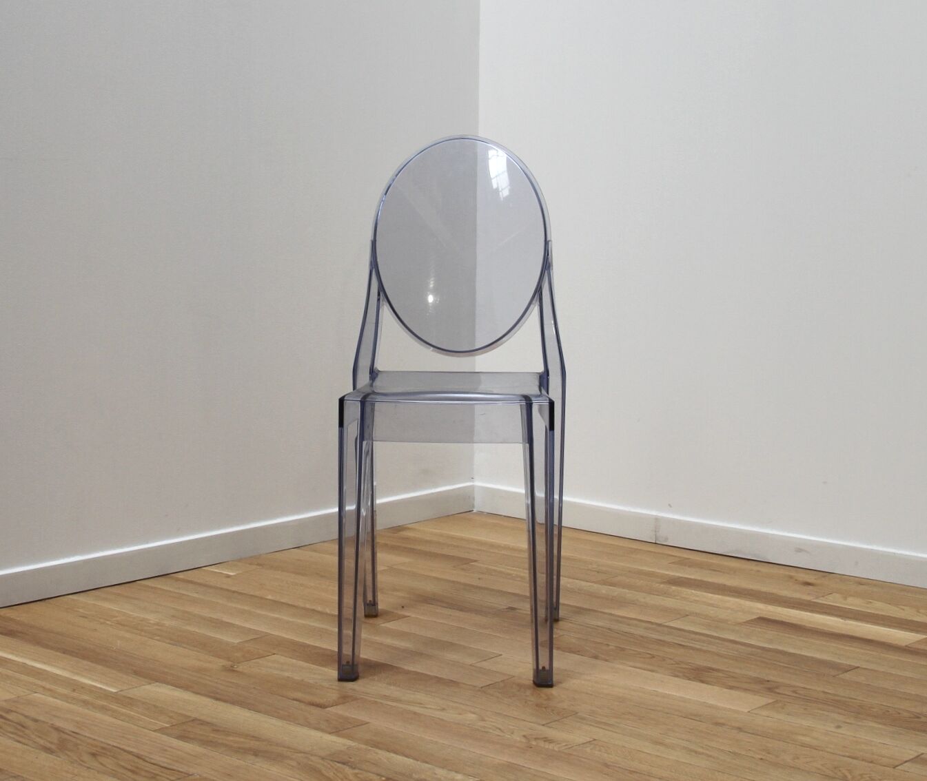 Victoria Ghost Chair, Philippe Starck, Kartell
