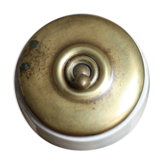 Porcelain brass switch