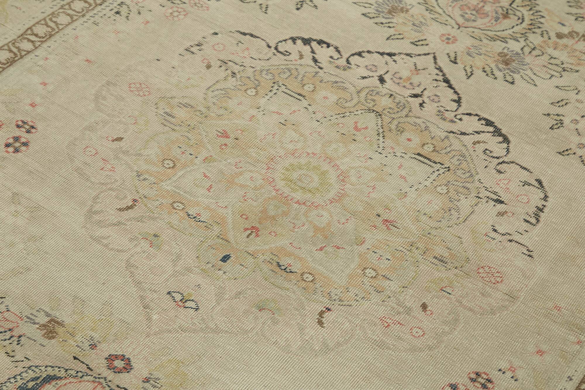 Turkish Vintage Anatolian Rug 137 cm x 208 cm