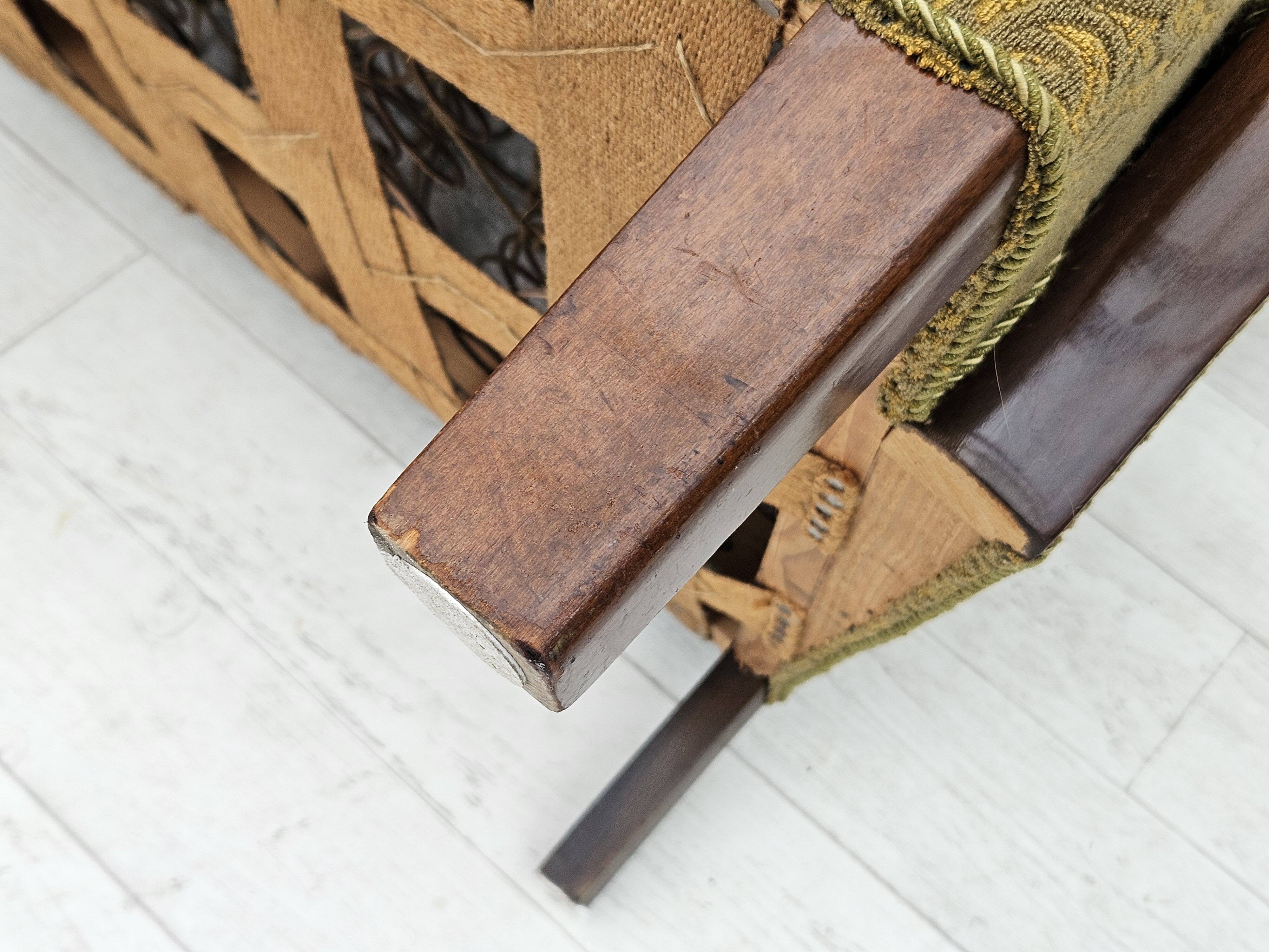 Années 1950-60, canapé danois 3 places, état d'origine, coton/laine, bois de hêtre.