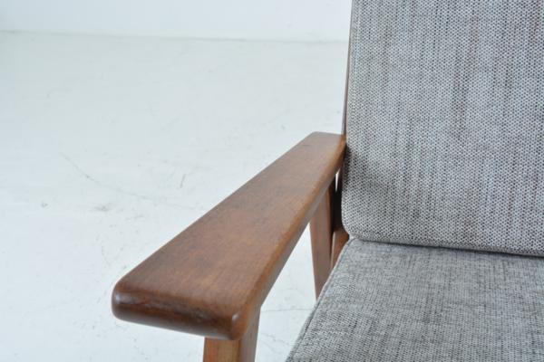 Chair model lotus designer Rob Parry edited by Gelderland