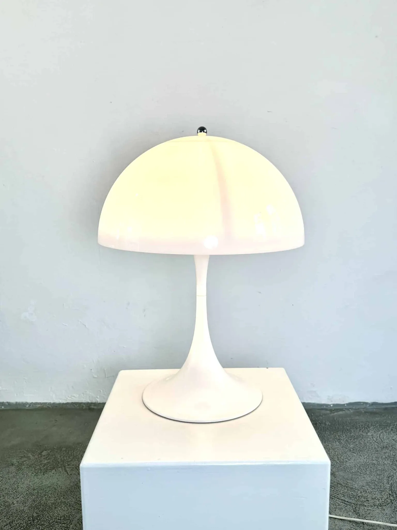 Panthella 'Mushroom' Table Lamp By Verner Panton For Louis Poulsen, Denmark, 1971