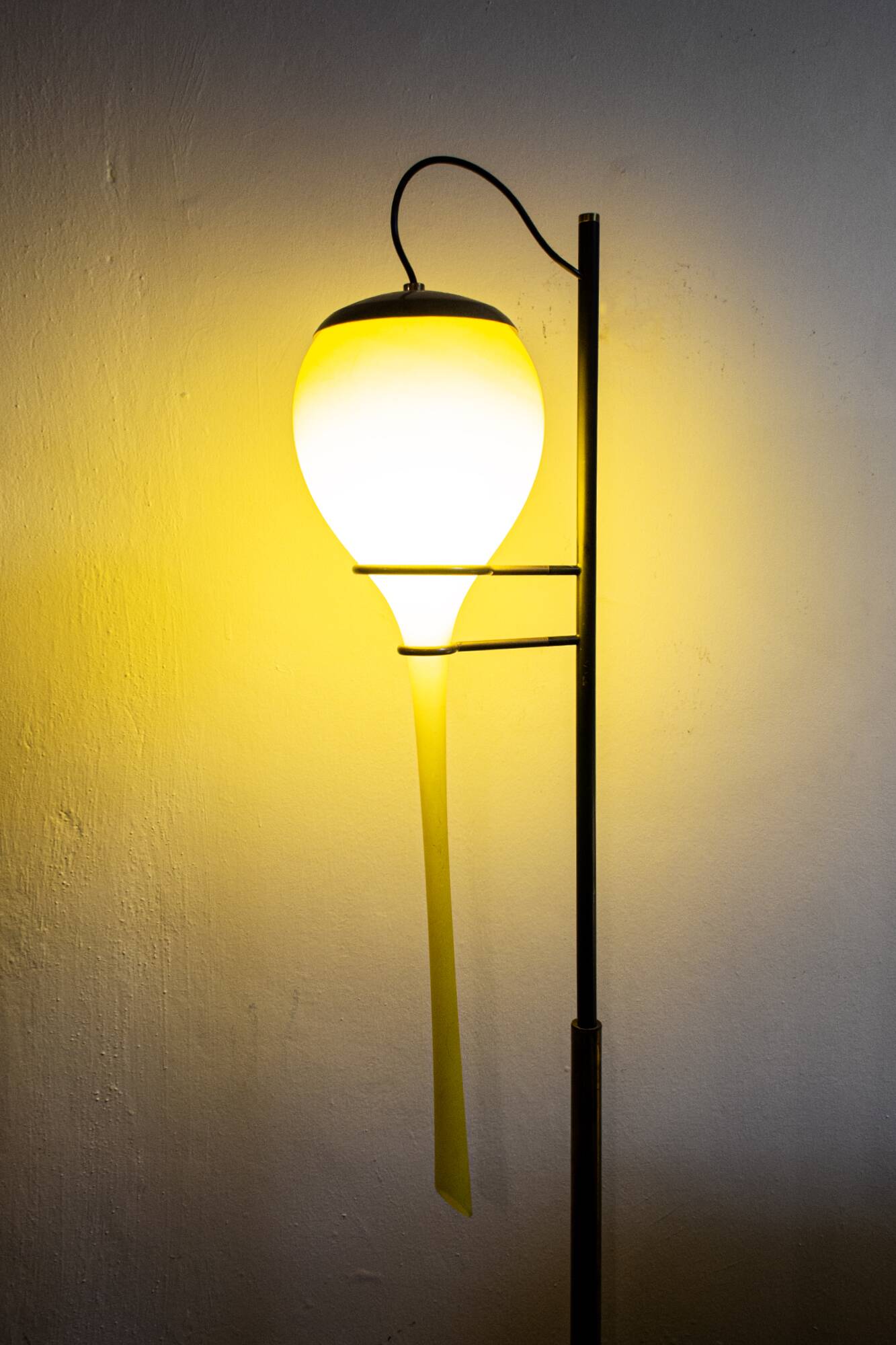 Vintage Italian Yellow Lamp from Stilnovo, 1950s
