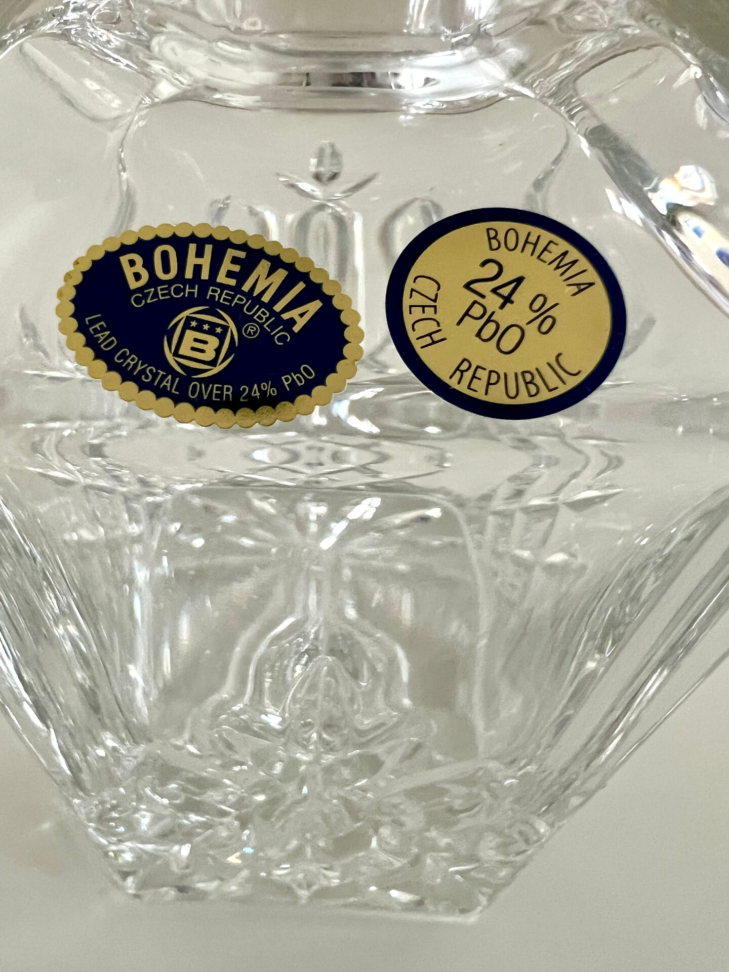 24% PbO crystal whisky carafe – Czech Republic - N