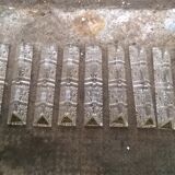 Crystal knife holders