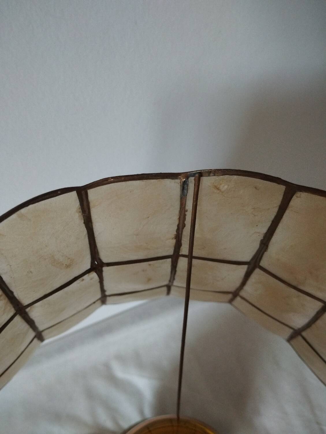 Mother-of-pearl brass pagoda lamp