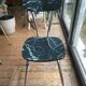 4 chaises en formica vert très foncé effet marbre