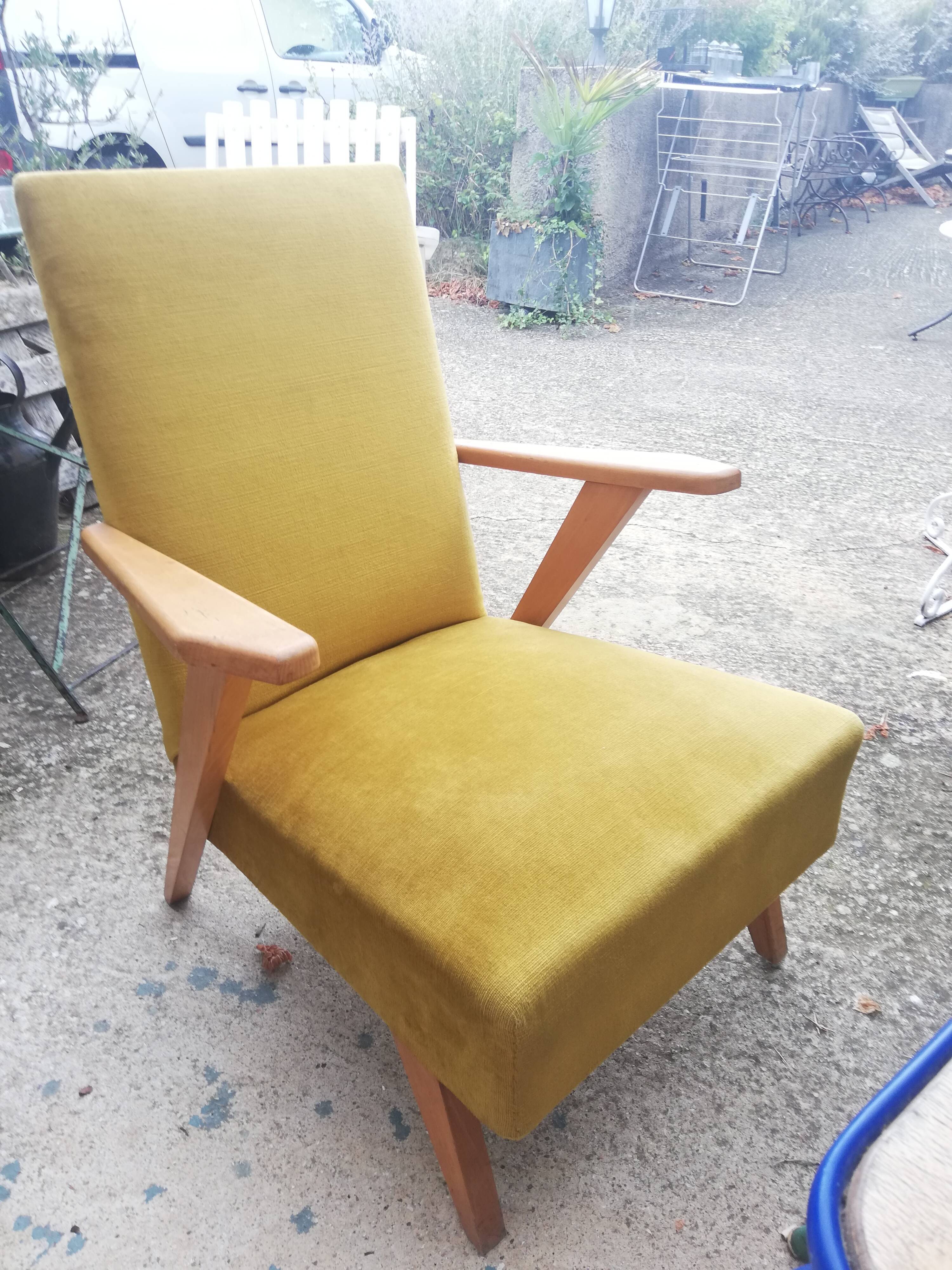 Armchair 50s velvet mustard