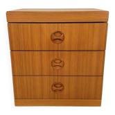 Danish teak veneer chest of drawers from the 1970s.