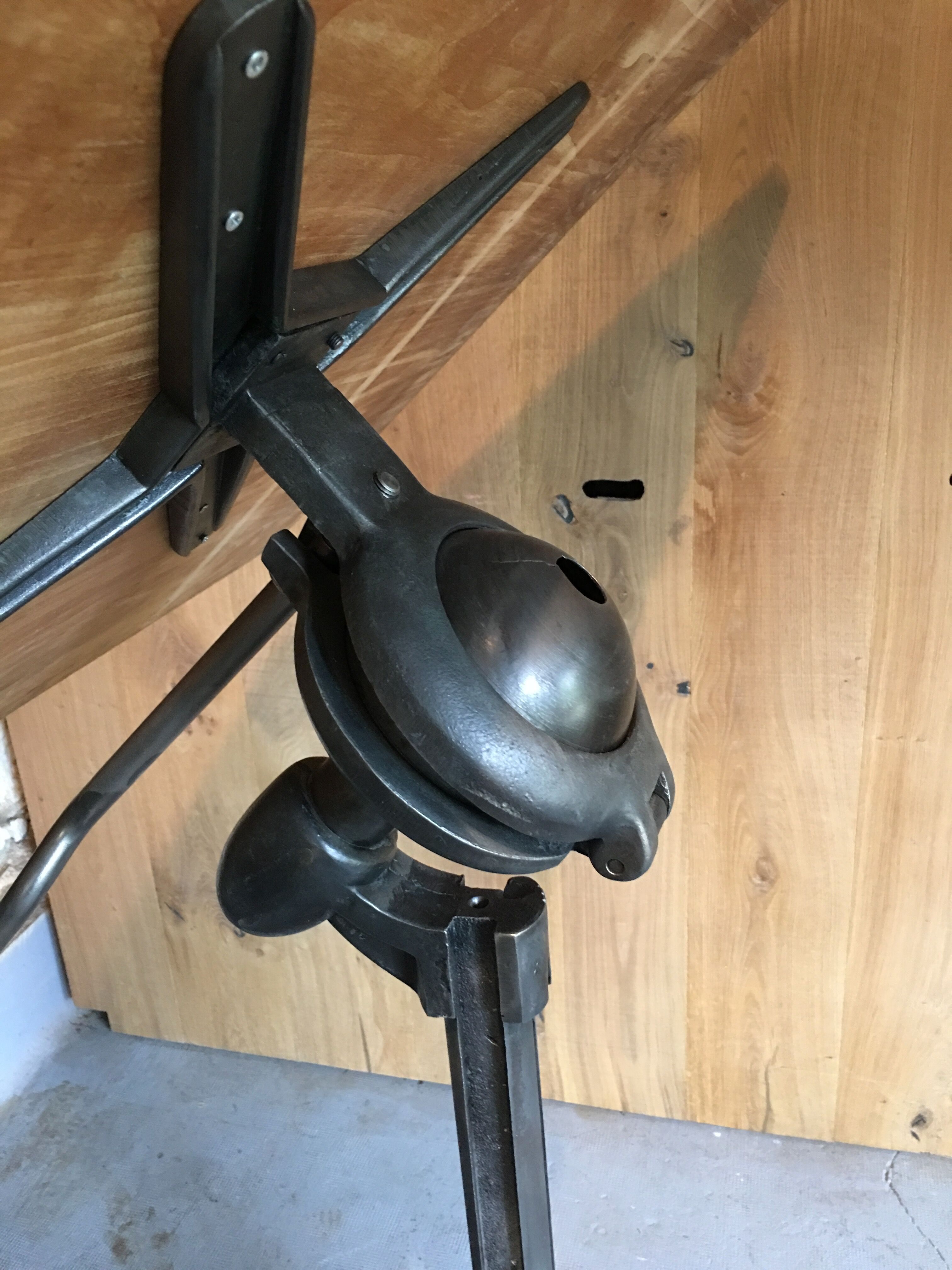 Old drawing table "La mappemonde" 1932