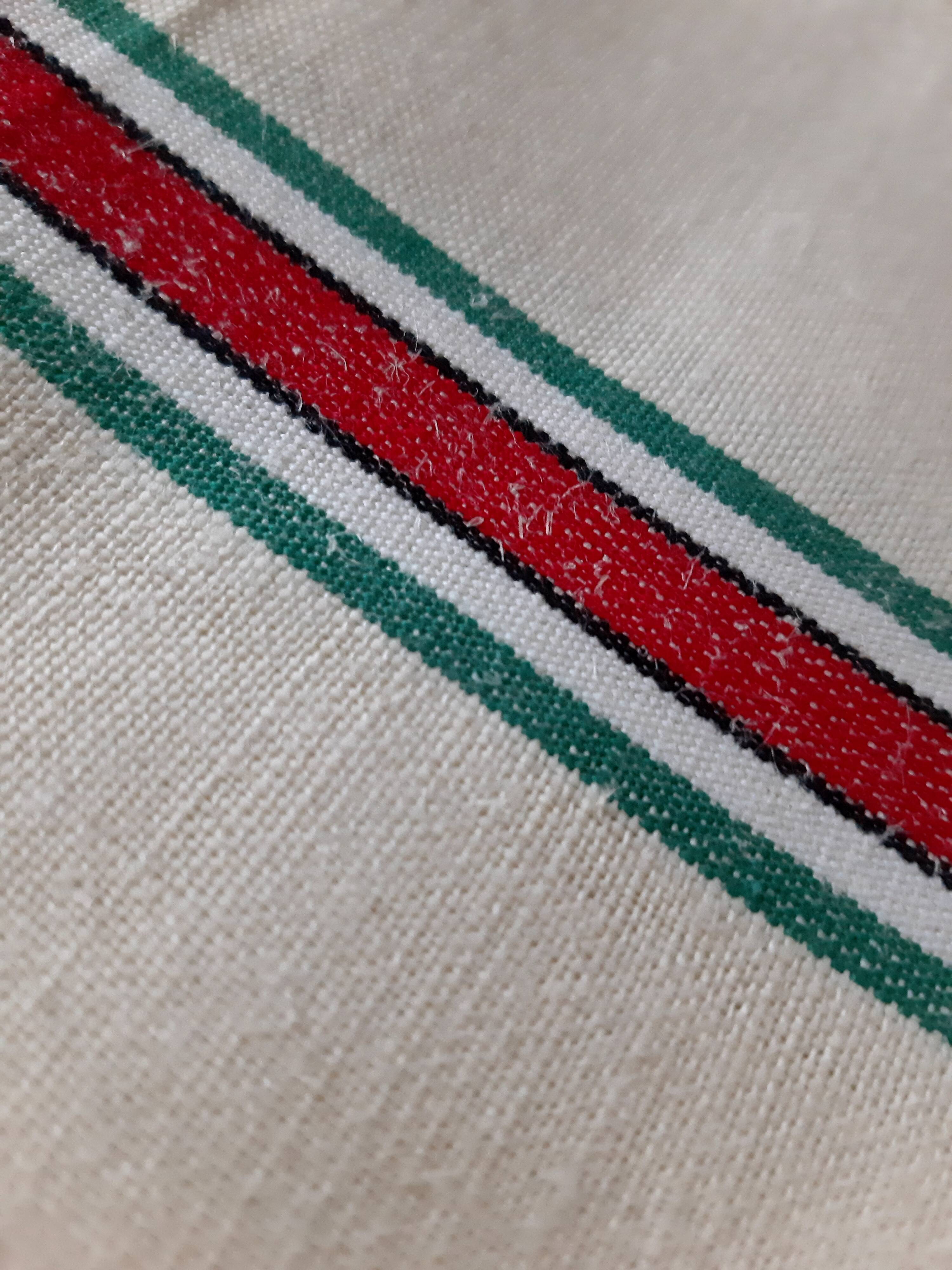 Linen tea towels/4 tea towels