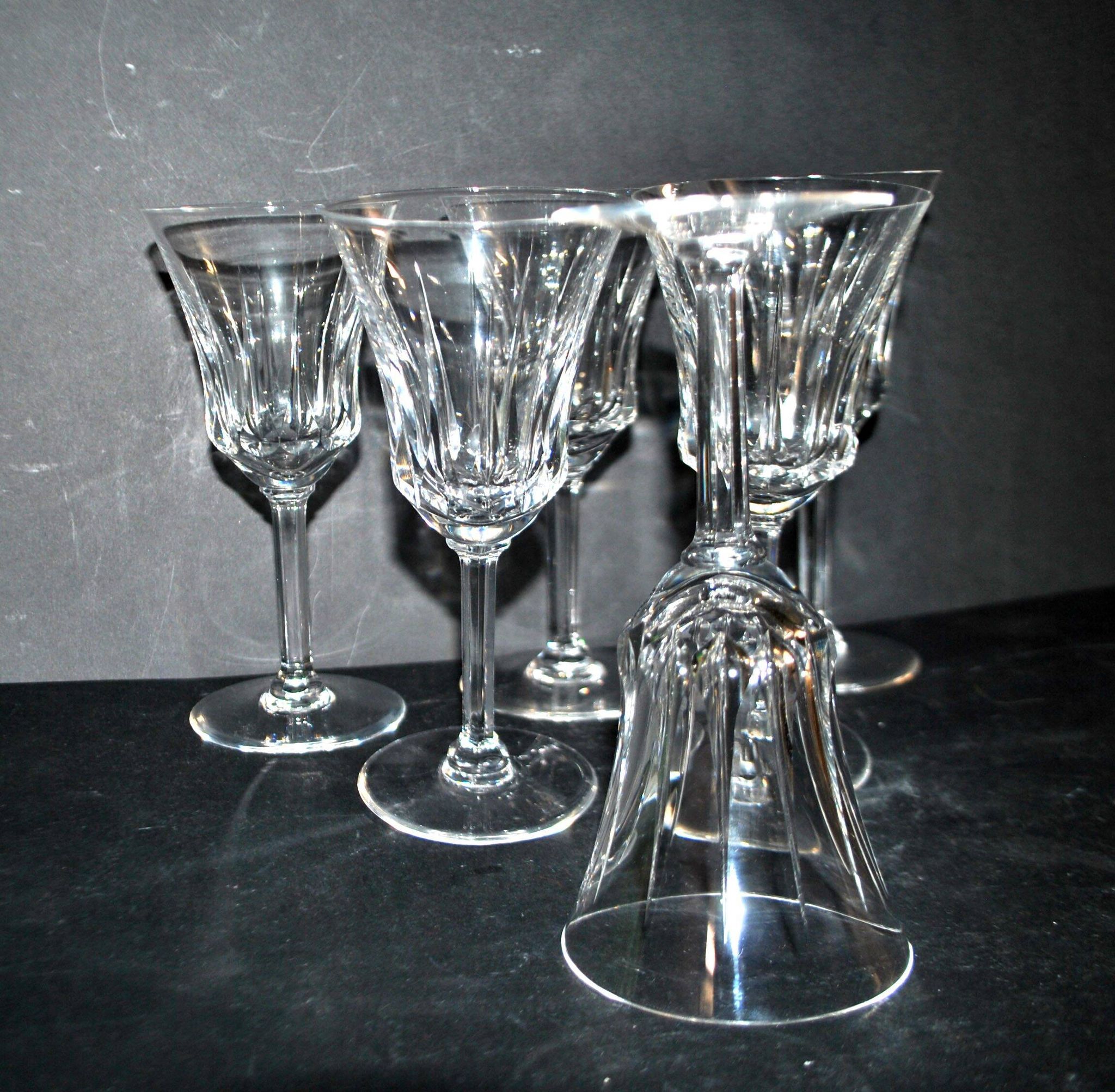 Set of 6 flared crystal wine glasses in Concorde Cerdagne style H15.2.