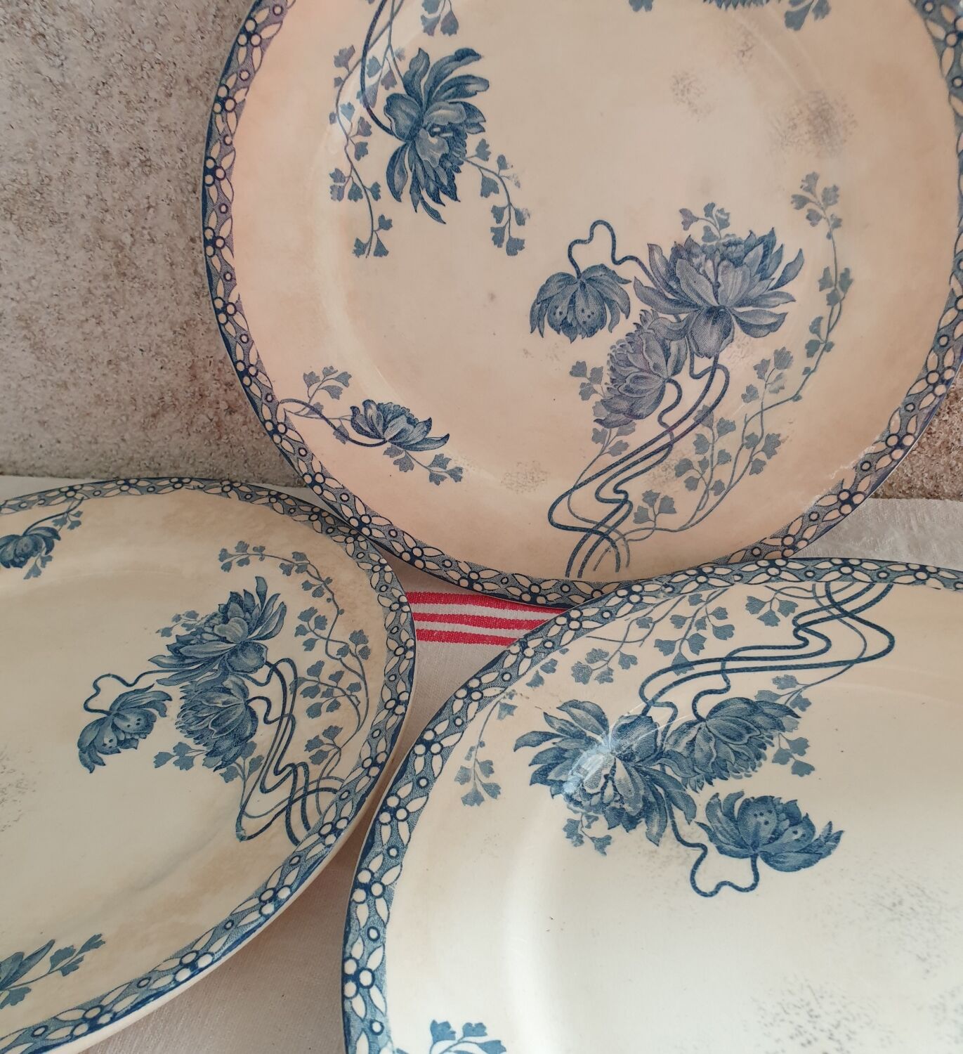 Trio iron earth dessert plates