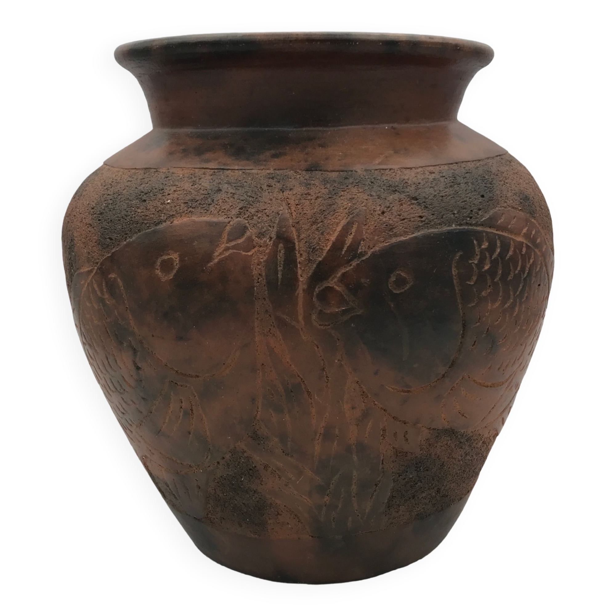 Vase or pot in brown terracotta with artistic decoration of fish.