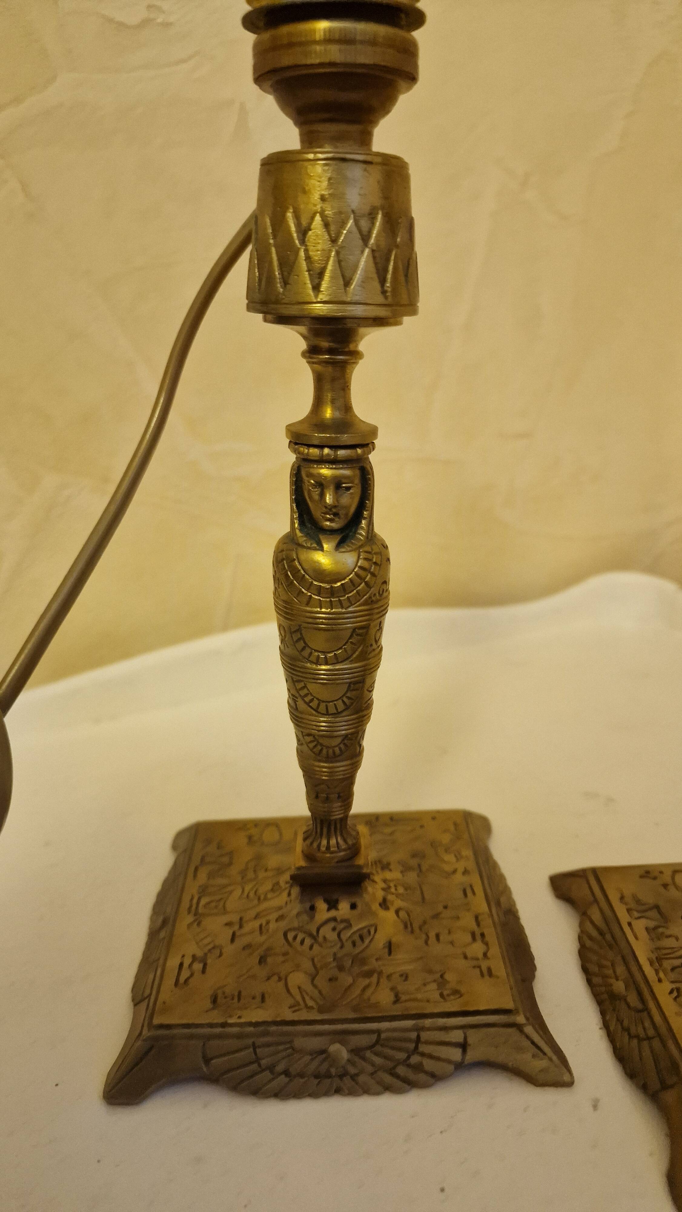 Paire de lampes vintage style Égyptien en laiton – Design pharaon,