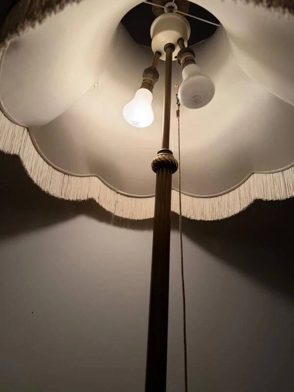 Lampadaire ancien en Bronze doré