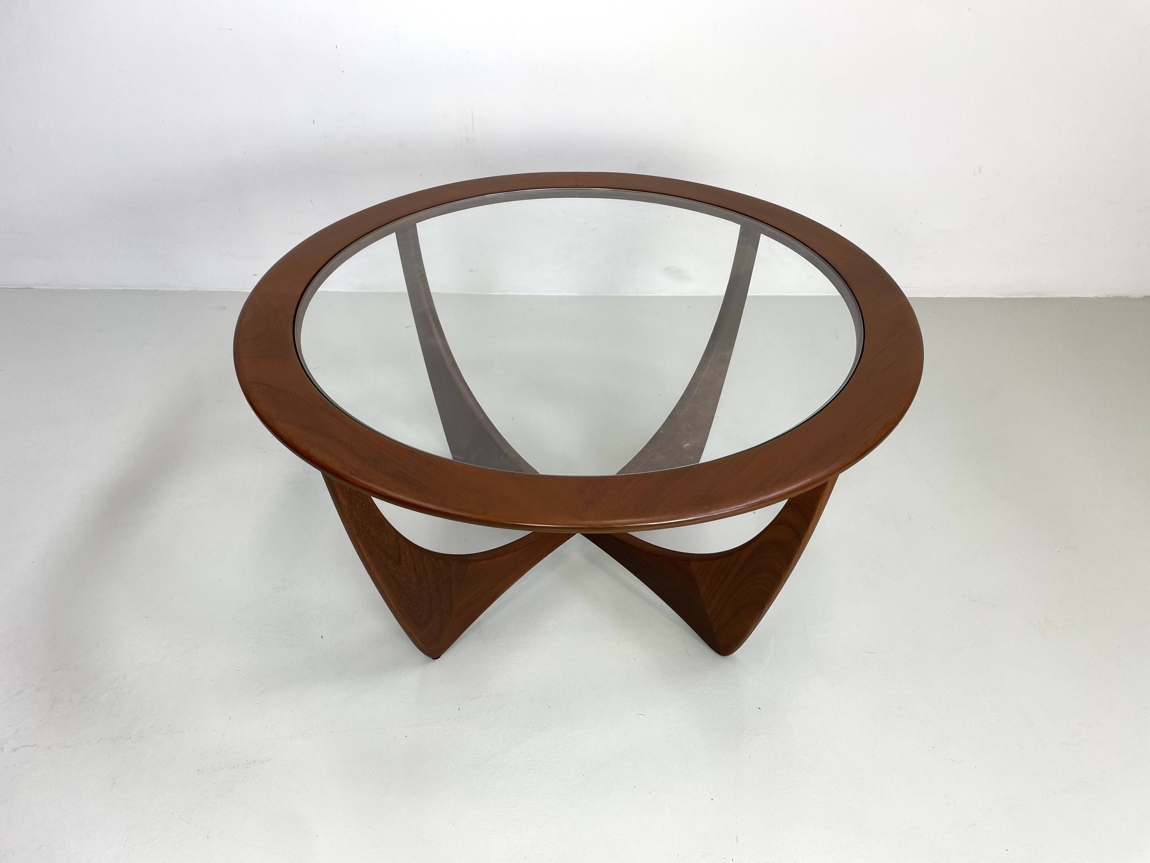 Teak coffee table from the 1960s by G-Plan design by V.Wilkins