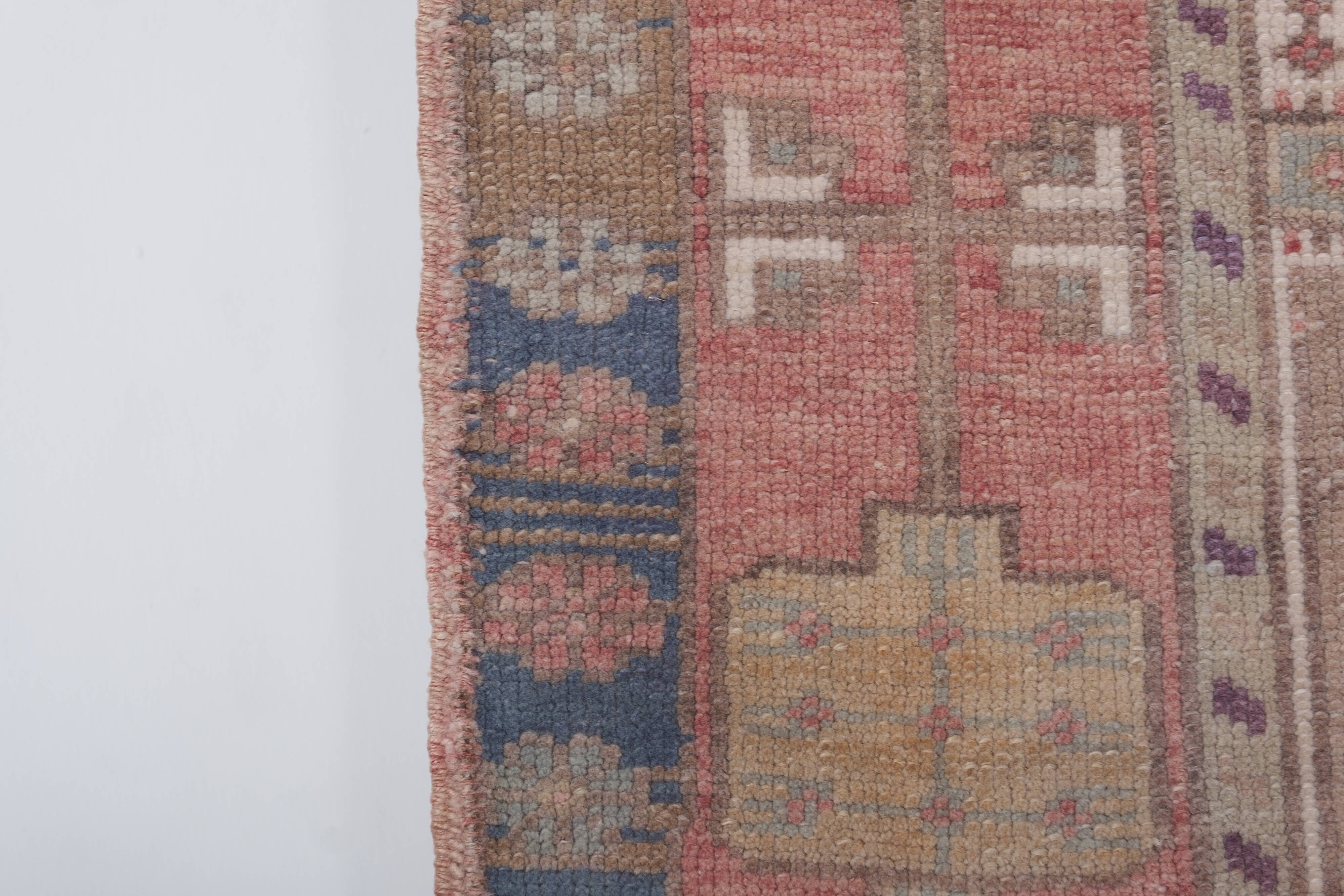 Vintage Turkish Oushak Rug Handwoven 125x198 cm