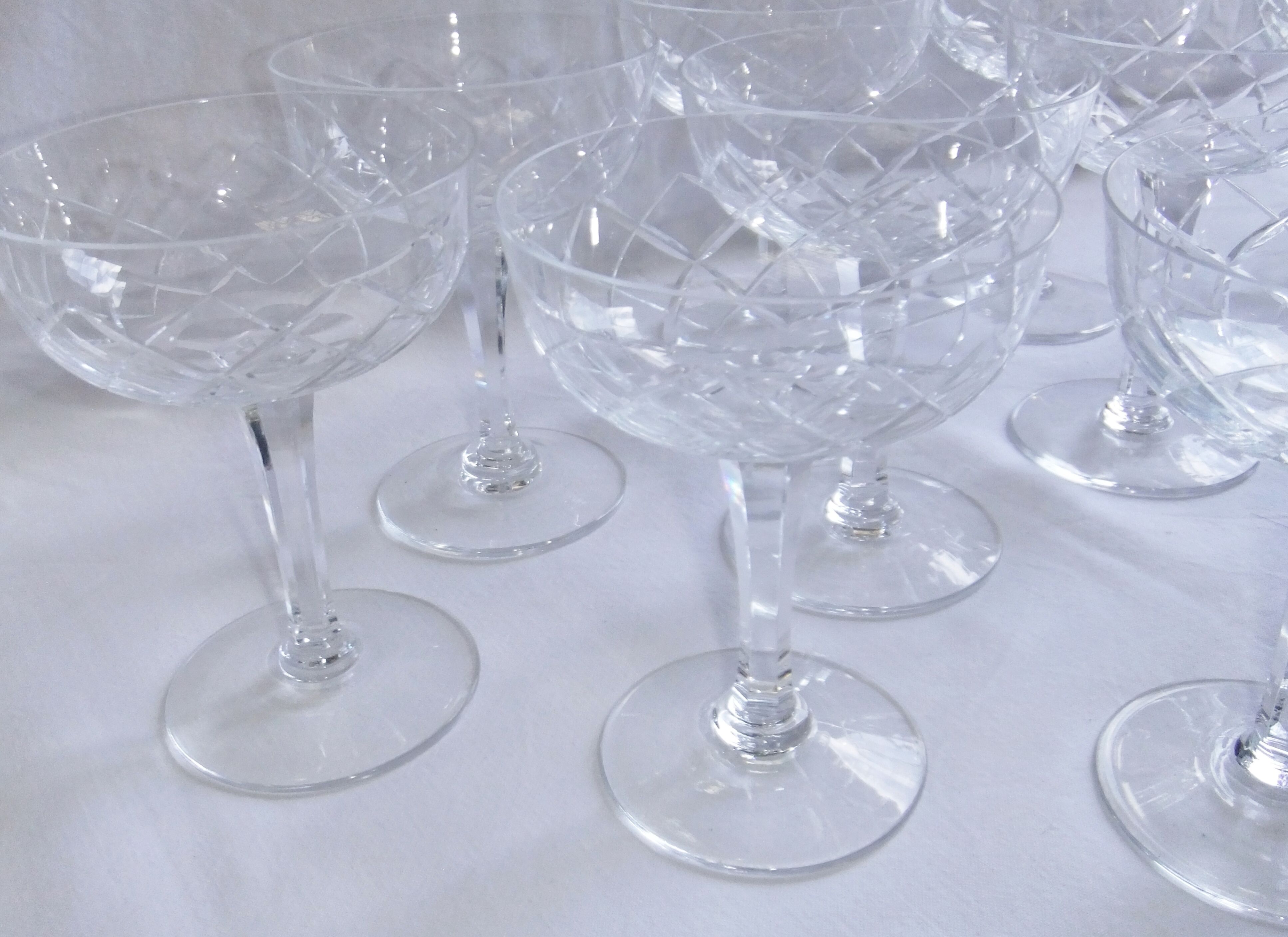 Service Champagne glass cut crystal lot of 11 stemmed glass