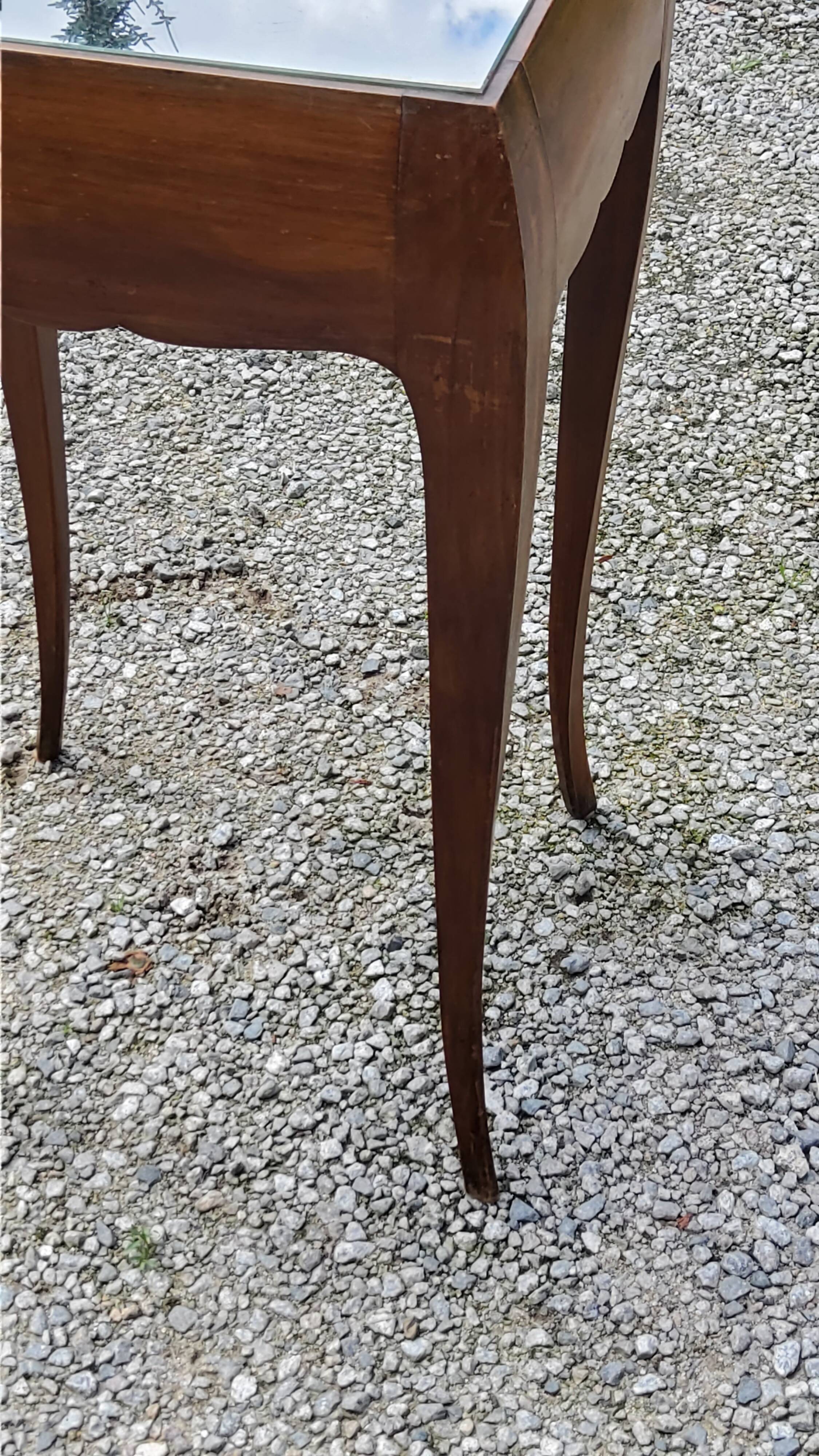 Vintage side table from the 30s/50s in beech and mirror top