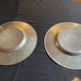 Set of 2 dishes in fine pewter