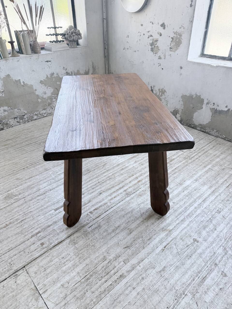 Brutalist oak table by De Puydt, Belgium 1970