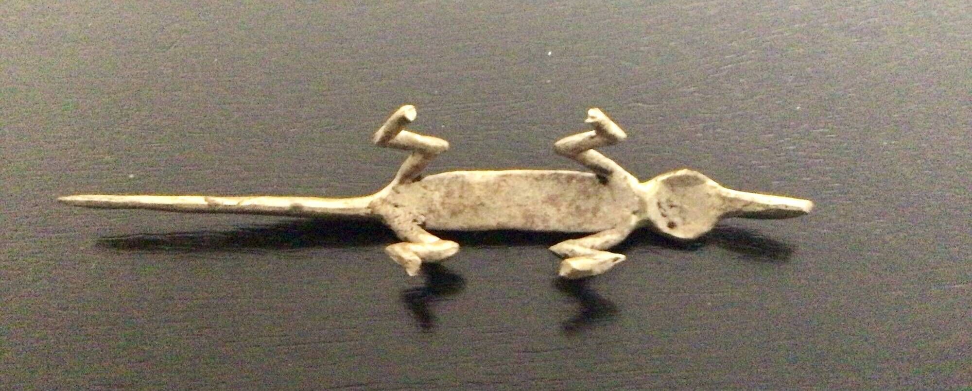 6 porte-couteau crocodile en laiton