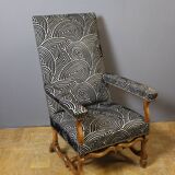 Louis XIV armchair in walnut, 18th century