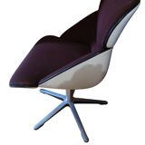 trois fauteuil Wilkhann pivotants tissue + coque signé 1970