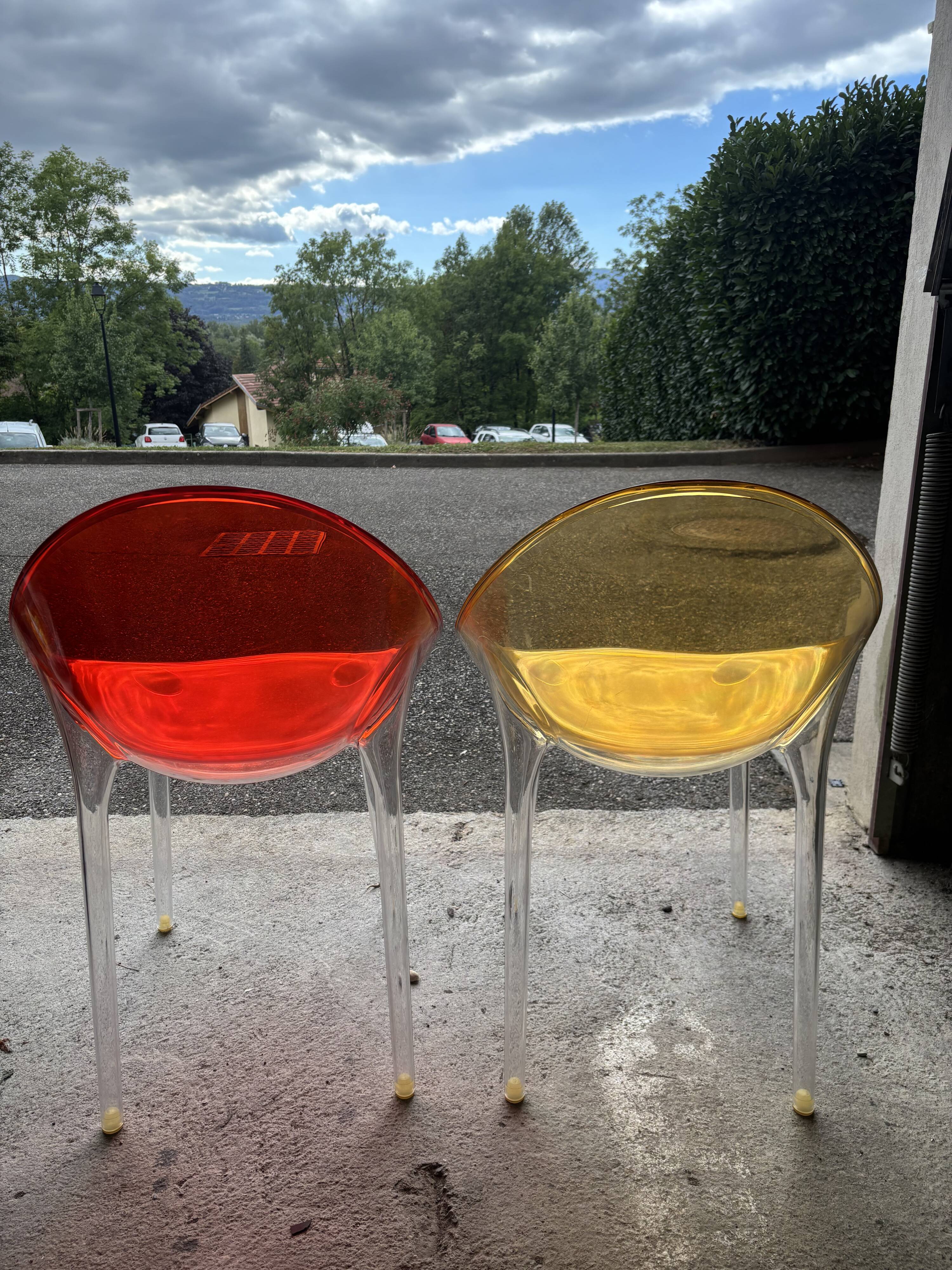 Chaise design Kartell "Mr. Impossible" - Philippe Starck et Eugeni Quitllet