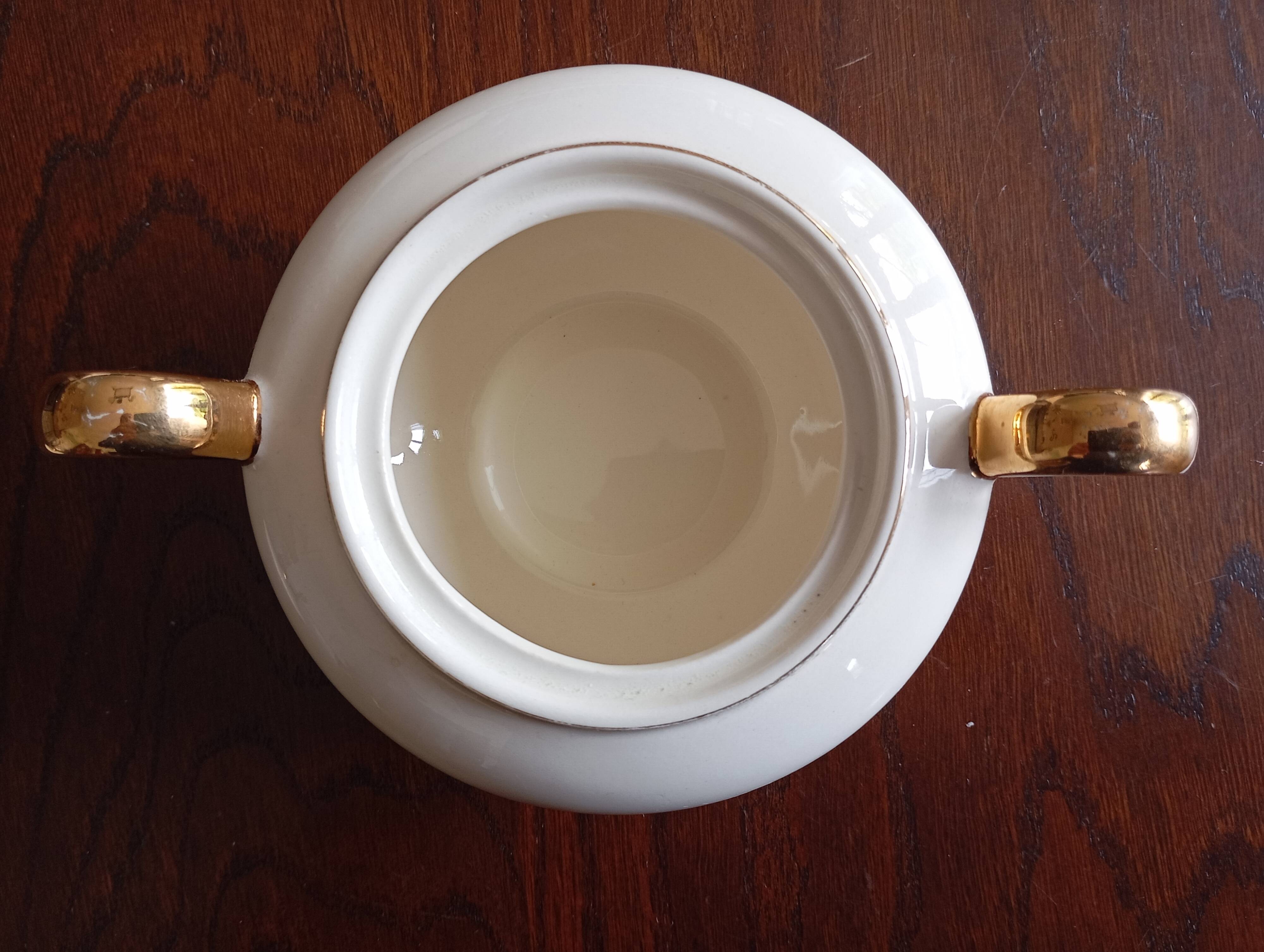 Villeroy & Boch "Biarritz" cream and sugar bowl