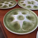 Vintage oyster service Moulin des Loups Orchies barbotine, 12 plates