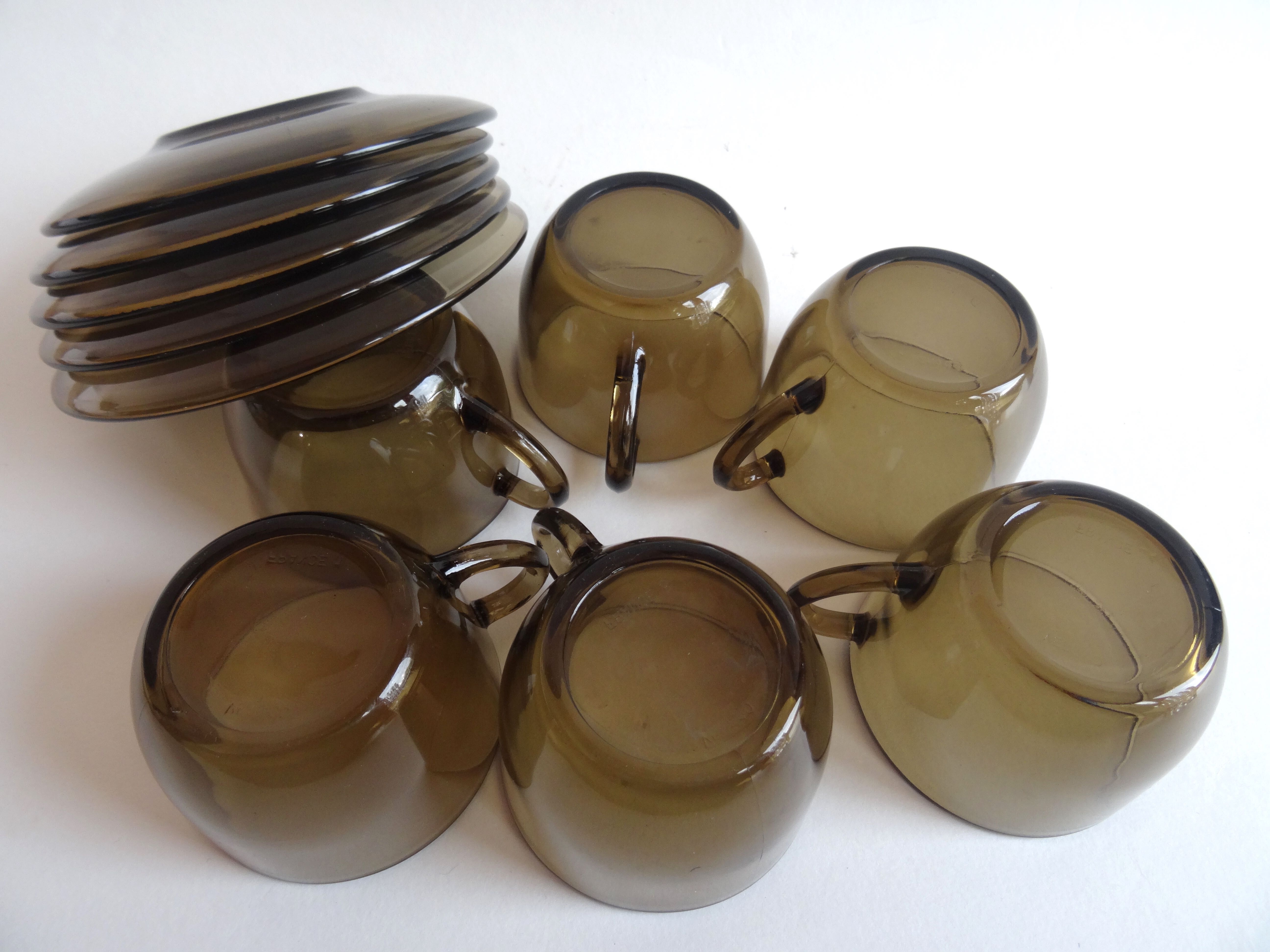 Brown Vereco coffee cups