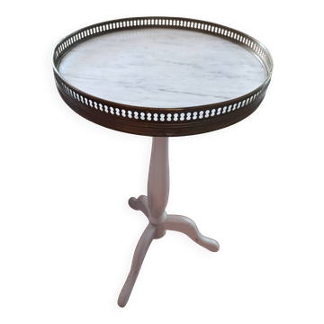Vintage white marble and brass gueridon in Louis XVI style.