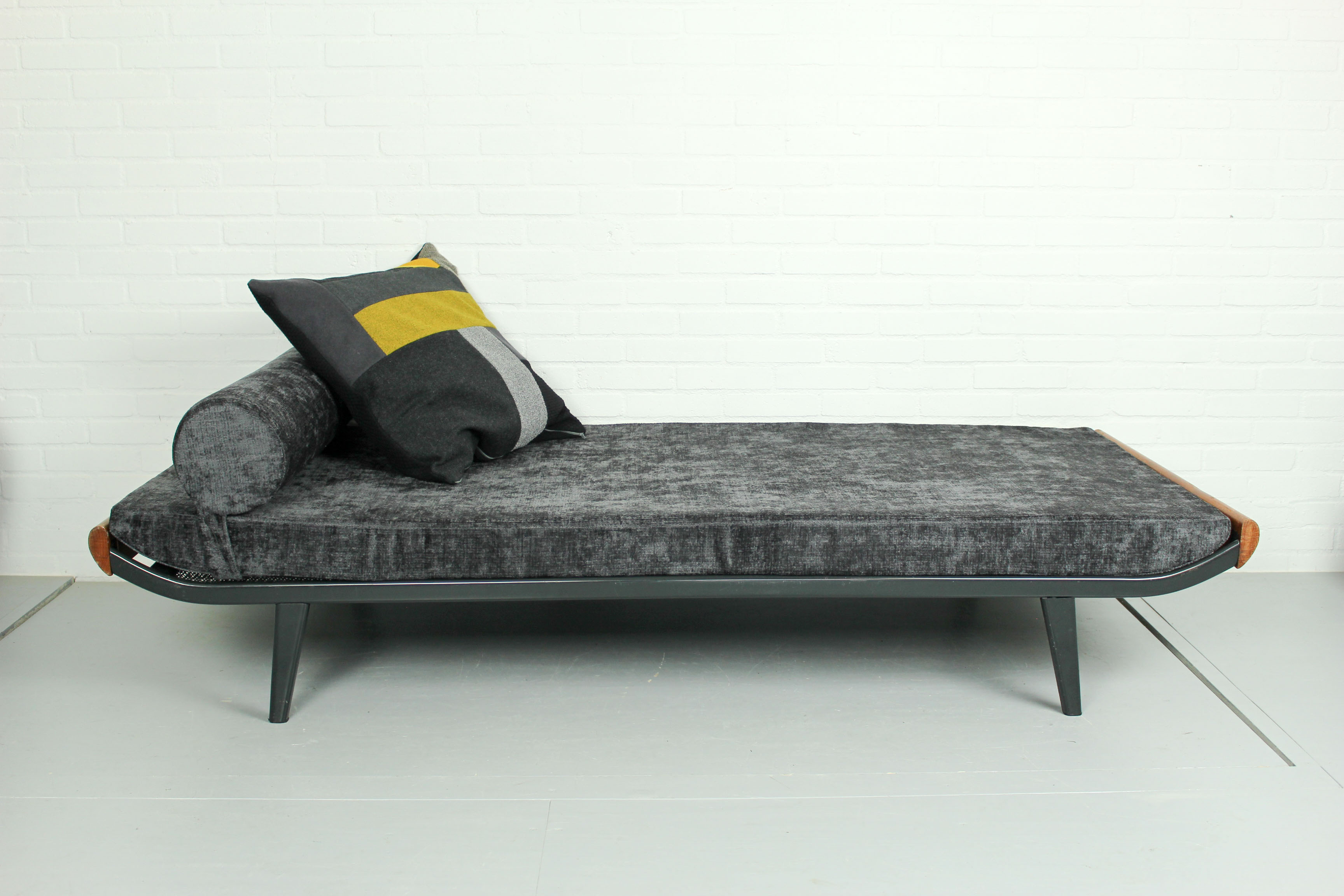 Cleopatra daybed by Dick Cordemeijer for Auping 1960 s