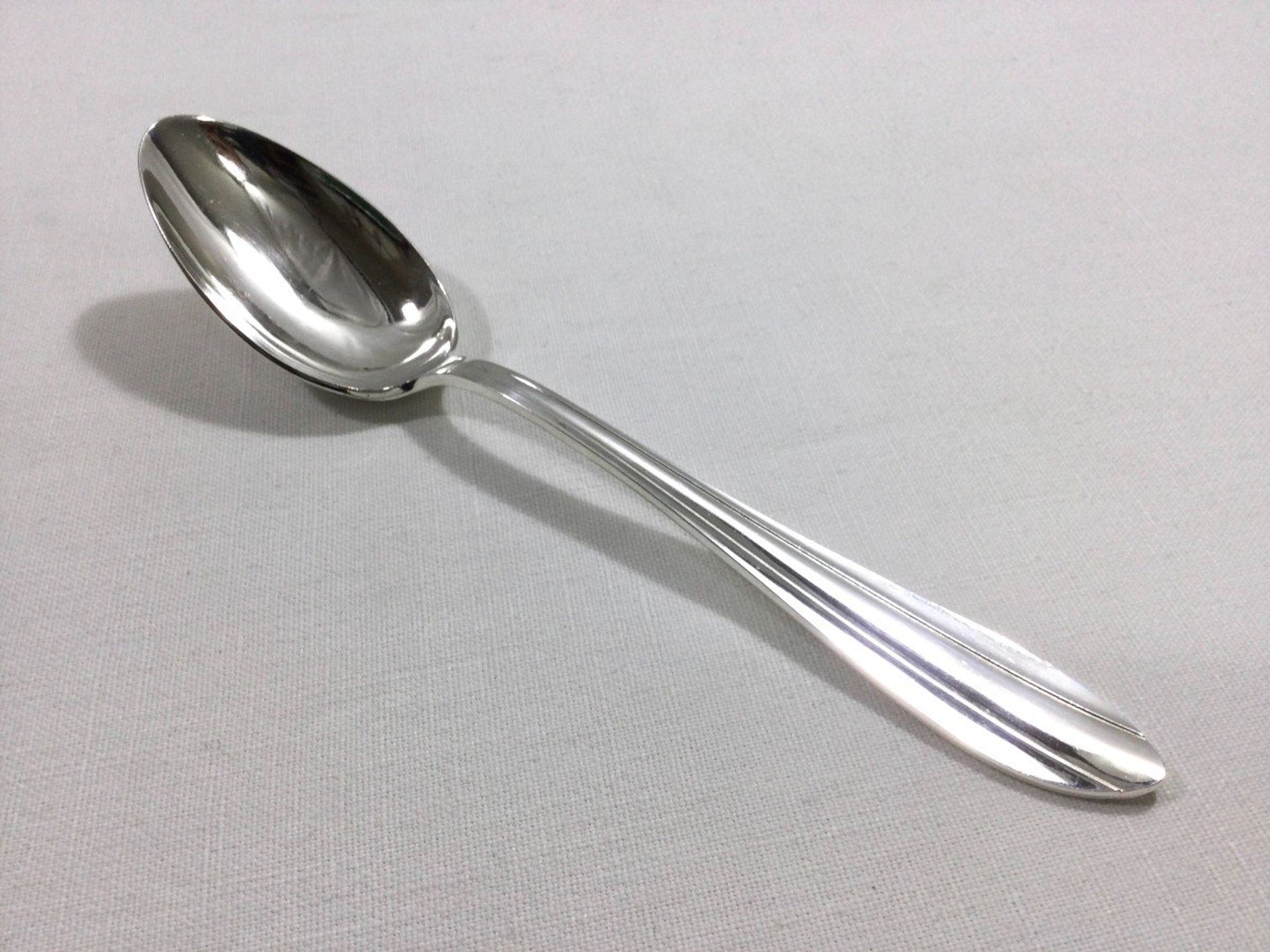 24 cutlery in silver metal