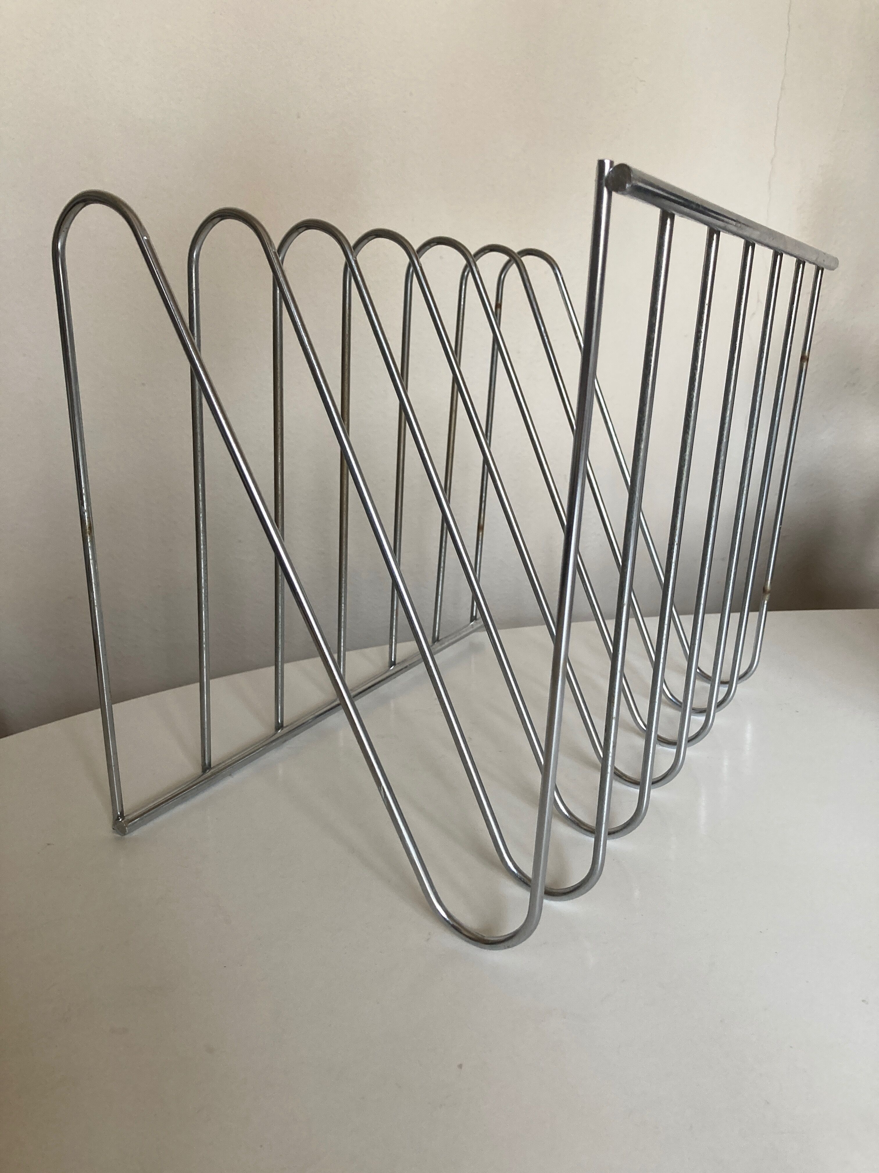 Magazine holder Z 1970 chrome wire
