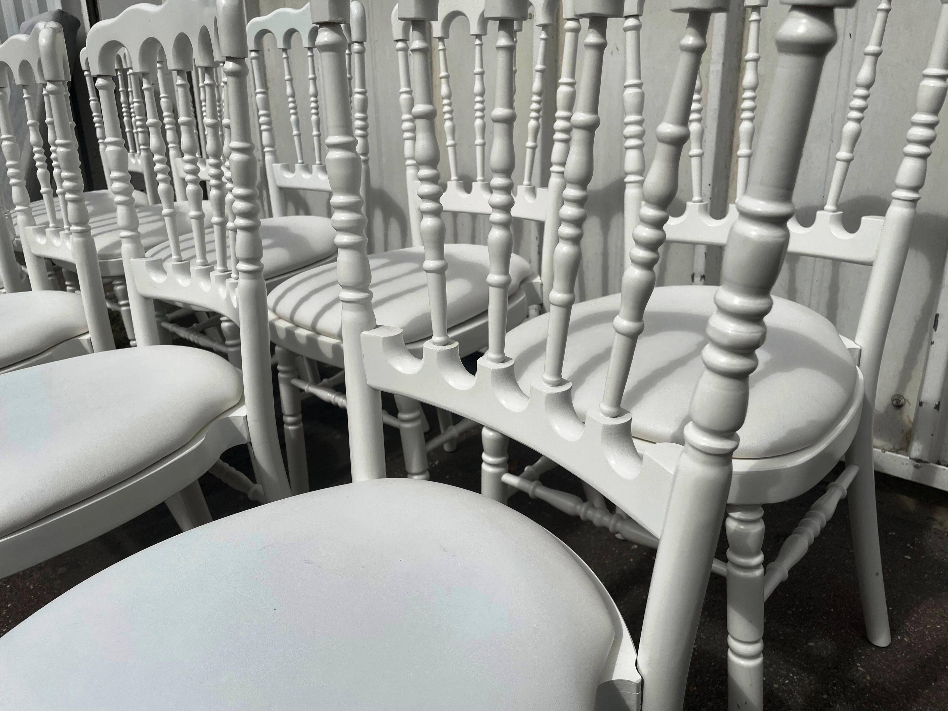 Suite de 10 chaises Napoléon III