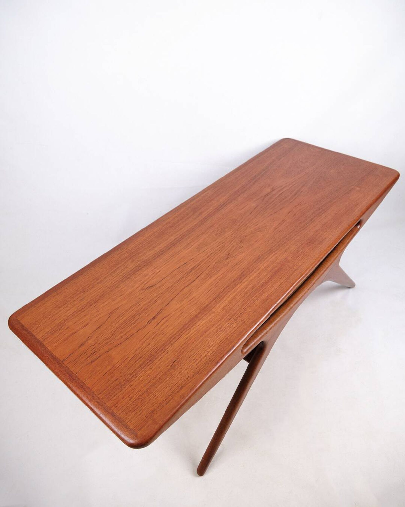 Table basse - Modèle "Smilet" - teck - Johannes Andersen - CFC Silkeborg - années 1960
