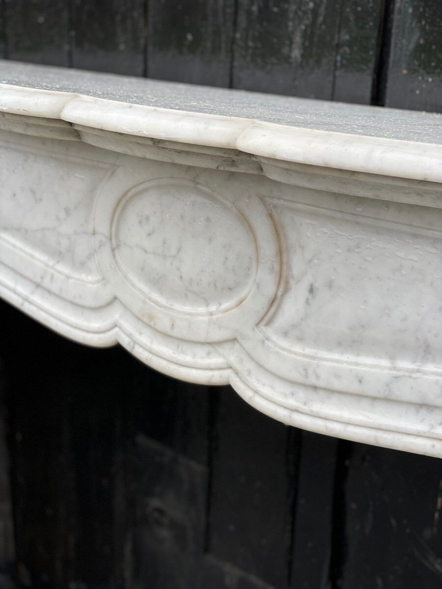 Louis XV style fireplace in Carrara marble around 1900