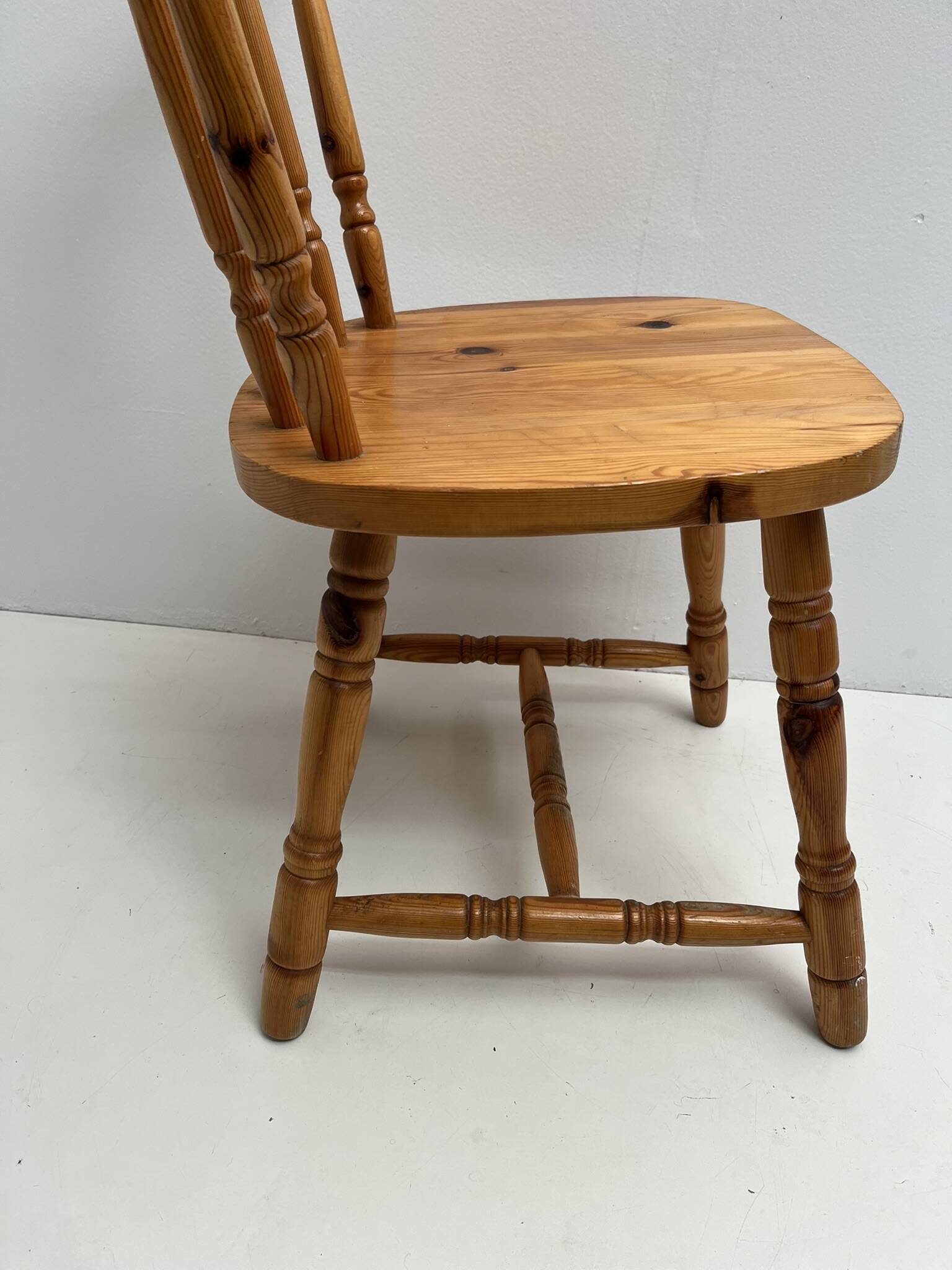3 western country type pine chairs 1970 turned wood