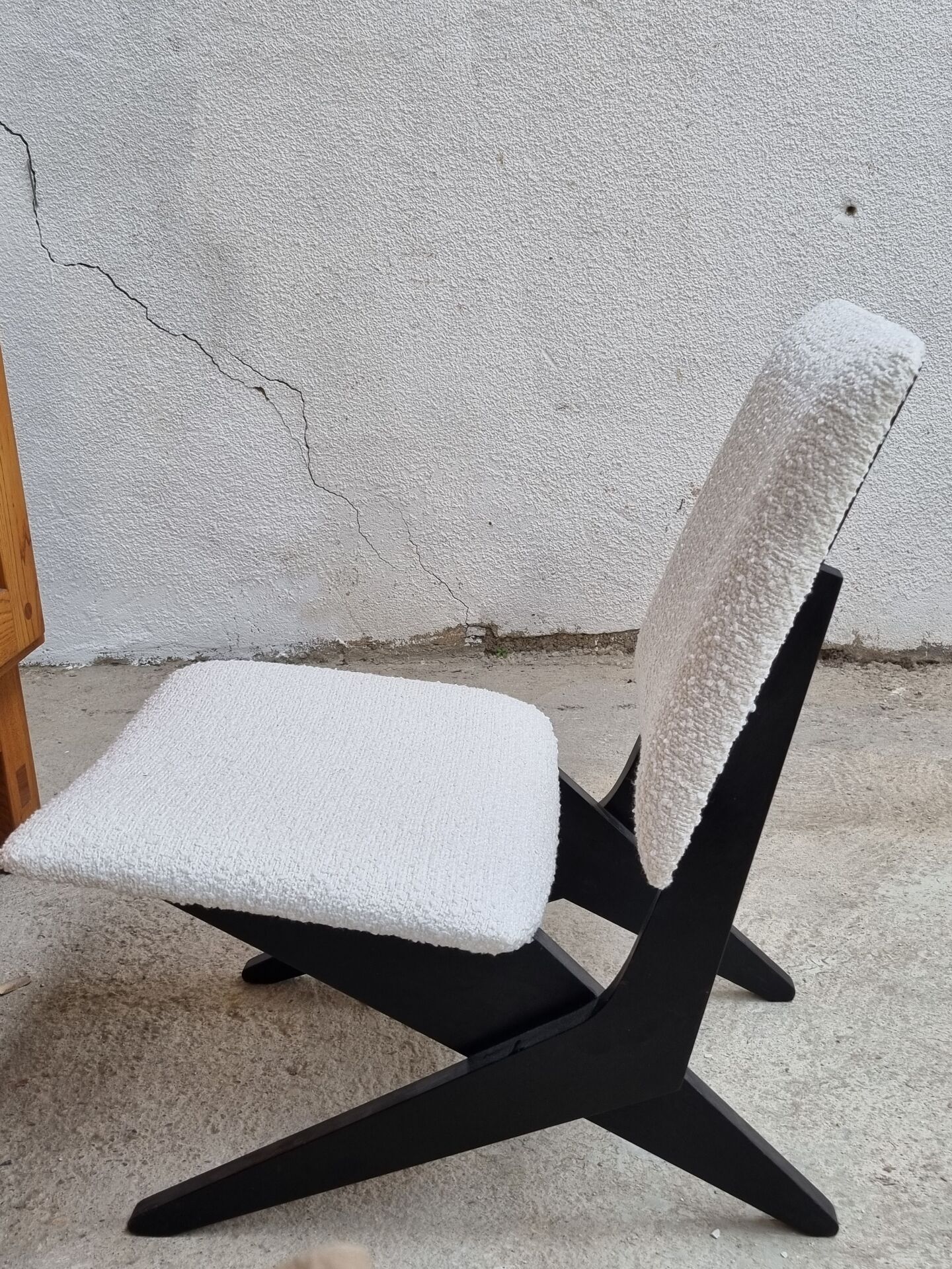 Jan van grunsven vintage designer armchairs 1950s 1960s