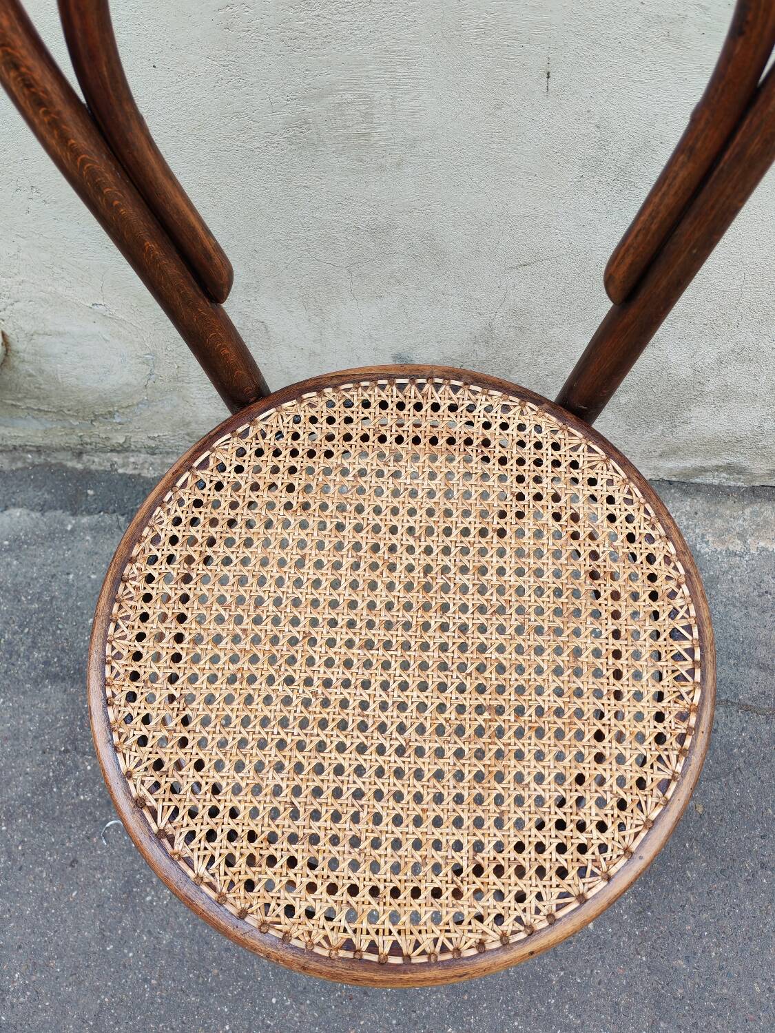 Vintage Fishel bistro chair in curved wood