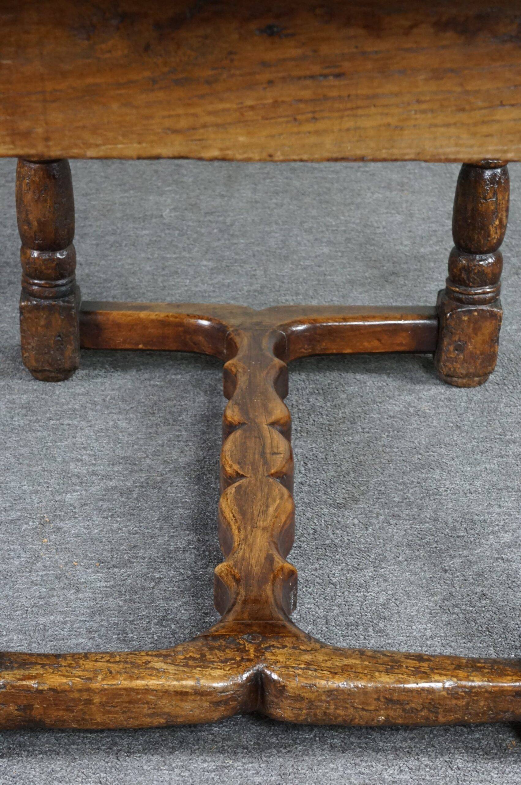 Antique Southern European entry table/side table, 17th century