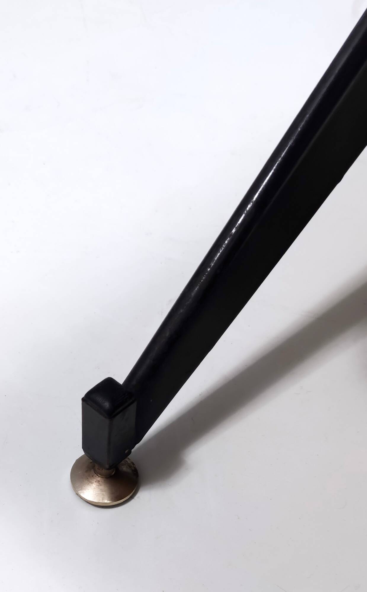 Brown Skai Lounge Chair with Black Varnished Metal Legs, Italy