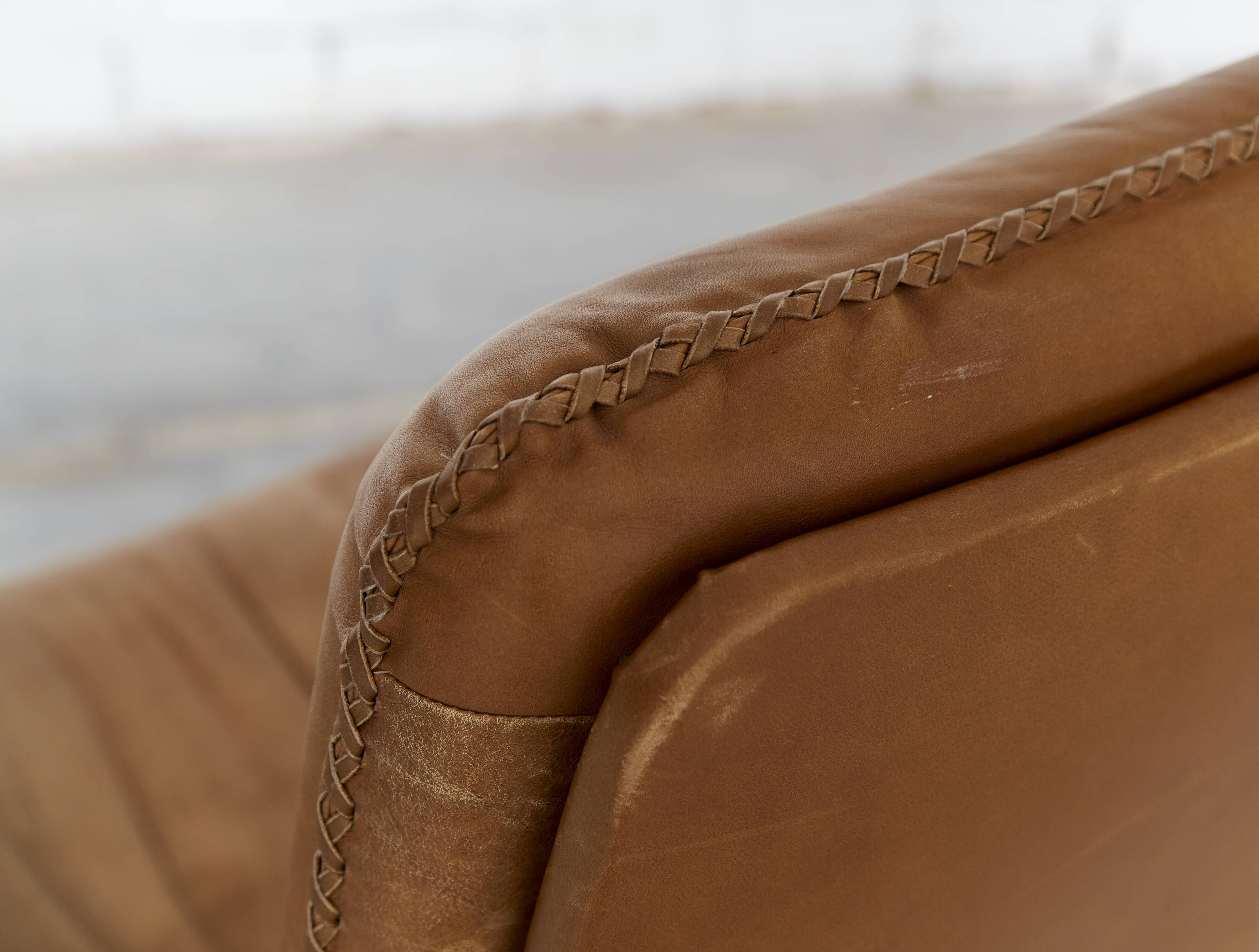 S231 James Bond Swivel Armchair from de Sede, 1960s