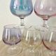 12 verres à pied colorés