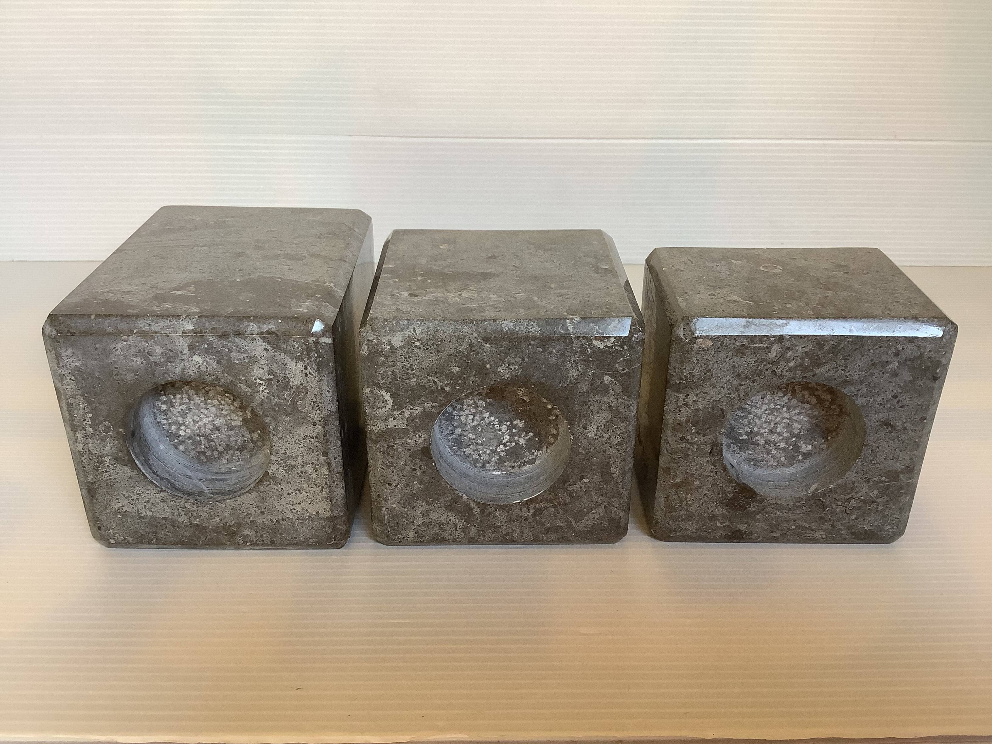 Trio of square candlesticks in veined marble